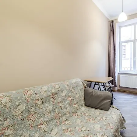 On Stavropihiiska Street 2 리비프